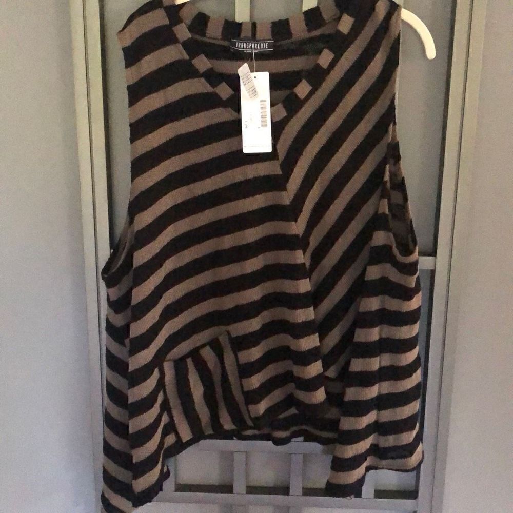NWT transparente black label Gray and taupe sleeveless top plus size 3